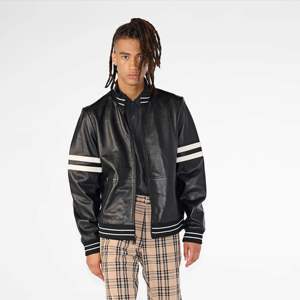 Chaqueta Bomber de cuero negro para hombre con rayas-Estilo retro clásico con detalle de rayas, perfecto para ropa de calle informal y urbana - Product Image 5