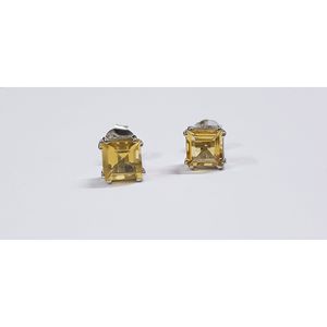 Boucles d'oreilles tendance religieuses en laiton, zircon carré de 6 mm, forme papillon géométrique, sertissage clos de diamant taille princesse pour les fêtes - Product Image 5