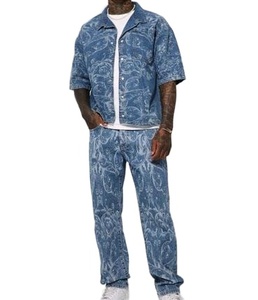 ชุดเสื้อแจ็กเก็ตและกางเกงยีนส์ของผู้ชายเอวกลางเปิดไหล่สีฟ้าอ่อนตามสั่ง - Product Image 1