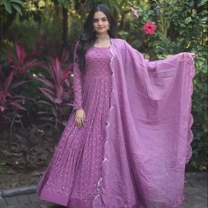 Vestido de fiesta y boda bordado con hilo de lentejuelas Georgette de imitación de diseñador para mujer, traje largo de seda para niñas - Product Image 1