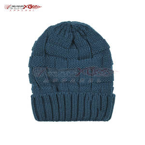 Gorro térmico para mujer, gorro cómodo con forro para actividades al aire libre y uso diario, gorro moderno - Product Image 1