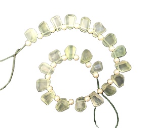 เพชรพลอยดำธรรมชาติ20ชิ้นเหลี่ยมเพชรพลอยสีเขียวเม็ดนักเก็ตเครื่องประดับทำมือ1เส้นคุณภาพดี - Product Image 1