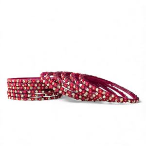 Ensemble de bracelets en verre perlé tendance plaqué or rose foncé de qualité supérieure à prix de gros pour l'exportation mondiale - Product Image 1