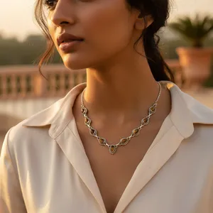 Collar de Plata 925 con Ojo de Tigre y Perla, Cadena Chapada en Oro, Joyería Moderna Hipoalergénica para Mujer, Uso Diario y Bodas - Product Image 2