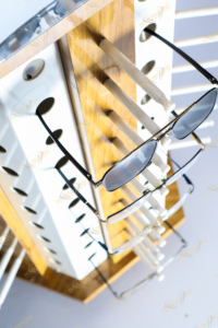Nouvel arrivage Présentoir à lunettes optique en bois de qualité supérieure Optimal Visual Cadres optiques en bois de qualité supérieure Showroom - Product Image 5