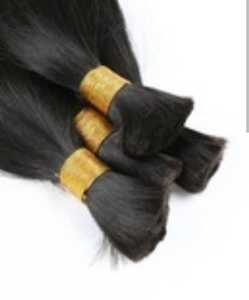 REMY Perruque longue en dentelle à double trame de couleur naturelle de 28 pouces avec extensions de cheveux humains vierges d'origine indienne ondulés - Product Image 2