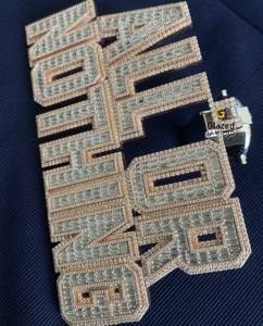 ใหม่จี้ทองสีขาว10K ของผู้ชายพร้อมตัวอักษรปรับแต่งได้แบบเหลี่ยมเพชร VVS เพชรใสสำหรับงานปาร์ตี้ - Product Image 2