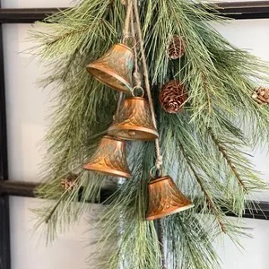 Adorno de campana colgante decorativo estilo Vintage de Metal para decoración de vacaciones de árbol de Navidad y ambiente festivo interior - Product Image 1