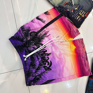 Pantalones cortos de malla personalizables con gráficos de verano para hombre de secado rápido y transpirable para los días de verano - Product Image 3