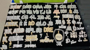 Pendentif en moissanite glacé, argent 925, grand charme lettre initiale, coupe baguette, hip hop, VVS, pendentif en moissanite personnalisé - Product Image 5