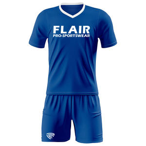 Kits de football rétro conçus sur mesure Uniformes de maillot de football pour enfants de haute qualité pour hommes - Product Image 1