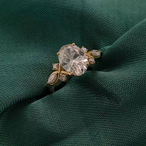 Anillo de Compromiso para Mujer con Diamante Cultivado en Laboratorio Certificado por IGI, D-VVS1 VS1 CVD HPHT - Product Image 1