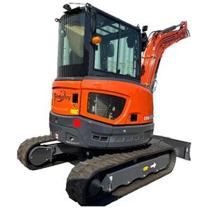 Mini Excavadora de 4 Toneladas, con Brazo Hidráulico y Cabina Cerrada con Aire Acondicionado - Product Image 6