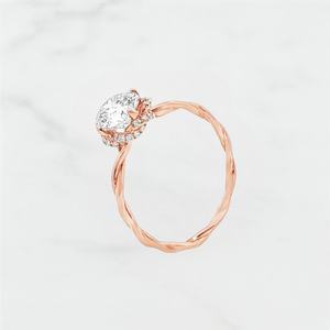 Bague en or massif 14 carats avec diamants de laboratoire | Bague de fiançailles et de mariage de luxe minimaliste - Product Image 2