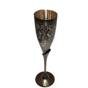 Mules de Moscou en laiton faites à la main verre à vin gobelet verre à l'ancienne cadeau parfait pour Mules de Moscou et autres amateurs de vin - Product Image 1