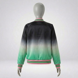 เสื้อแจ็คเก็ตวาร์ซิตี้ไล่เฉดสีสำหรับชมรมนักเรียน แบบยูนิเซ็กส์ สไตล์ลำลอง ทรงบอมเบอร์ มีฮู้ด สีชมพูเขียว ติดกระดุมด้านหน้า ทรงปกติ เหมาะสำหรับใส่ในฤดูหนาว - Product Image 5