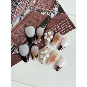 Cocoa Bloom Sweet & Chic Edition Press on Nail - Product Image 2