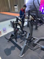 Machine à ramer T-Bar commerciale à charge libre, avec cadre en tube ovale plat en acier de 3 mm, finition peinture automobile, pour entraînement dorsal, usage en salle de sport