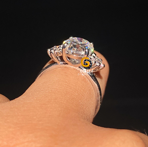 Unique 925 <b>Sterling</b> <b>Silver</b> 4 Ct Oval Cut Moissanite Prong <b>Set</b> Trendy Cluster Engagement <b>Ring</b> for Women Party - Product Image 3