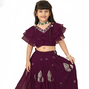 Conjunto de Lehenga Choli Tradicional Morado para Niñas de Shoryam Fashion, Top con Volantes en Capas, Falda con Estampado Étnico Dorado - Product Image 1