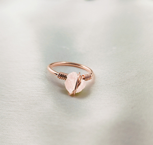Anillo de zafiro crudo 8-10mm piedra de nacimiento en bruto chapado en oro rosa 925 alambre de plata esterlina anillo envuelto piedra de nacimiento anillo de plata esterlina - Product Image 4