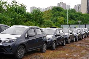 2025 Automatique Pro Coches Usados SUV Gasolina Versión Internacional Sin Accidentes y Listo para Enviar - Product Image 3