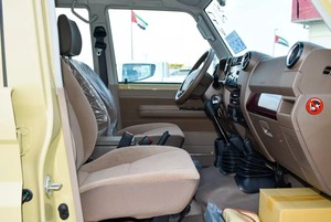 สำหรับ Toyota สำหรับ Landcruiser ห้องโดยสารคู่เบาะหนังแท้สีดำกล้องหลังล่องเรือทำจากอลูมิเนียมอัลลอยด์ - Product Image 2