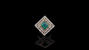 Bague de luxe en émeraude de laboratoire et diamant de laboratoire rond, bijoux pour mariage, occasions spéciales et événements religieux - Product Image 3