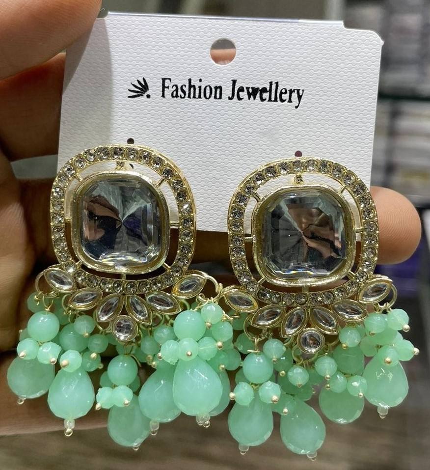 สีเขียว