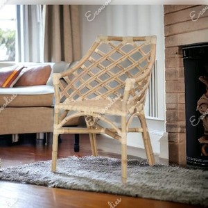 Silla de comedor Bohemia moderna de mimbre marrón natural con reposabrazos inclinados Silla de mimbre tejida para patio para uso al aire libre para patio trasero - Product Image 5