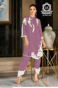 Ensemble de cordon en soie chinon lourde magnifique de style indien pakistanais avec un travail adorable, style Bollywood, ensemble décontracté pour les fêtes - Product Image 3