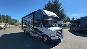 Autocaravana Todoterreno de Lujo 4X4 2024, Remolque Camper con Características de Camping Personalizables, Gran Oferta, Refrigerador, 4-6 Personas, 26 pies - Product Image 6