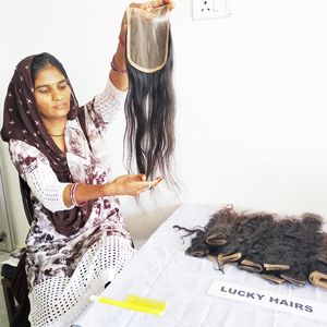 ผมต่อแบบตรงจากบราซิล คุณภาพดี ราคาโรงงานถูก  จัดเรียงเส้นผมอย่างเป็นระเบียบ  ดูเป็นธรรมชาติ - Product Image 5