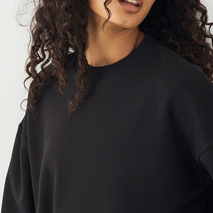 Sweat-shirt tendance pour femme, manches longues, toucher doux, prix abordable, idéal pour les sorties décontractées en extérieur et à porter toute la journée en hiver. - Product Image 2