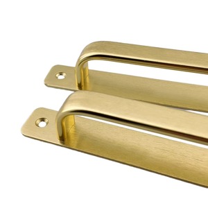 Tirador de puerta dorado sencillo con acabado elegante, perfecto para la puerta principal, dormitorio, oficina y decoraciones interiores modernas para el hogar de la India - Product Image 3