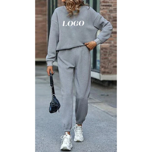 Survêtements d'hiver personnalisés par sublimation pour hommes et femmes - Coton 100% respirant et épais de haute qualité - Product Image 4