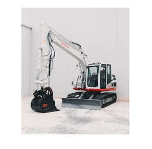 Excavatrice Takeuchi TB2150R à vendre avec une profondeur de fouille de 18 pieds, cabine de luxe et système hydraulique auxiliaire à haut débit. - Product Image 6