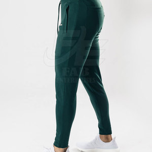 กางเกงวอร์มลำลองสำหรับผู้ชาย, กางเกงน้ำหนักเบาแห้งเร็วพร้อมโลโก้ปรับแต่งได้ - Product Image 4