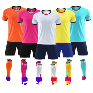 Costume d'uniforme de football personnalisé pour équipe d'entraînement de jeu professionnel pour hommes Maillot de sport pour enfants pour adultes Ensemble professionnel en gros - Product Image 2