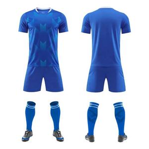 Vente en gros de maillots de football personnalisés pour hommes 100% coton Style décontracté Design de club original brodé T-shirts personnalisés solides - Product Image 2