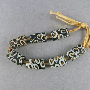 Wholesale Bulk <b>Supply</b> of Exclusive Monochrome Chevron <b>Art</b> Handcrafted Crystal Lampwork Glass Beads Black & White Layered Beads - Product Image 1