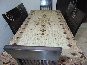 Nappe de table à manger 6 places brodée d'or faite à la main nappe de luxe élégante pour le décor de salle à manger du nouvel an - Product Image 2