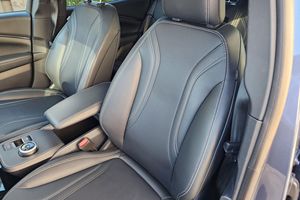 2021 pour Mustang Mach-E Premium SUV batterie au lithium gamme de 300 milles infini bleu métallisé boîte de vitesses automatique sièges en cuir gauche - Product Image 5