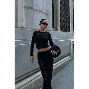 Conjunto de Crochet Estilo Y2K Macey 9882 en Tejido de Punto - Product Image 5