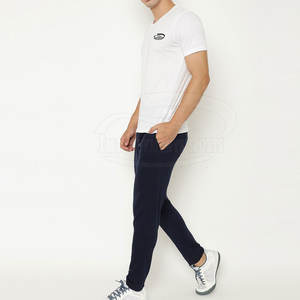 Vente en gros Nouvel arrivage Ensemble de t-shirts tricotés pour hommes Ensemble de t-shirts tricotés professionnels de haute qualité - Product Image 2