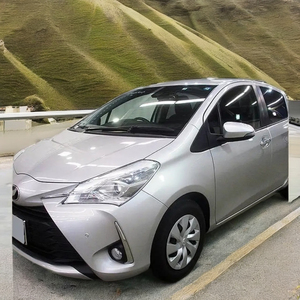 รถ cruisee toyotaa vitzz yariss เทอร์โบดีเซลซีดาน ACC การควบคุมความเร็ว FWD R18ขับ FWD ยางเบาะหนังแท้เกียร์อัตโนมัติ - Product Image 2