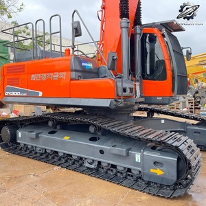 รถขุด Doosan DX300 มือสอง ขนาด 30 ตัน บุ้งกี๋ 1.55 ลบ.ม. แบรนด์เกาหลีแท้ รถขุดตีนตะขาบขนาดใหญ่สำหรับงานก่อสร้าง ชั่วโมงการใช้งานต่ำ ได้รับการรับรองมาตรฐาน CE - Product Image 4