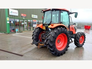 รถแทรกเตอร์ขนาดเล็ก Kubota มือสองเป็นรถตักดินขนาดเล็ก B2441 - Product Image 4