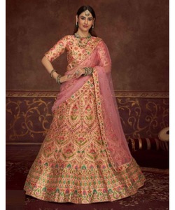 Boda nupcial de una pieza LavisaLehengaCholi para mujer en rosa con blusa de trabajo de lentejuelas - Product Image 4