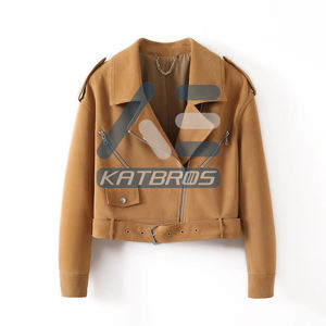 Veste en cuir véritable audacieuse pour femme, fabrication supérieure, coupe ajustée, vêtement d'extérieur chaud de qualité supérieure, élégant et contemporain - Product Image 6